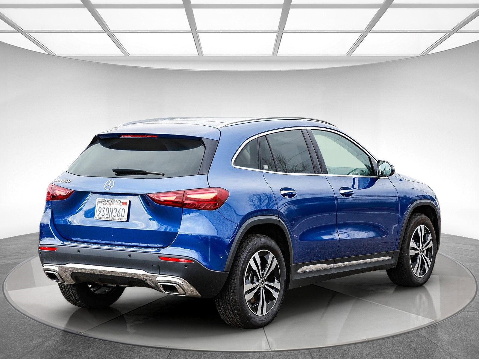 Used 2025 Mercedes-Benz GLA 250 image 3