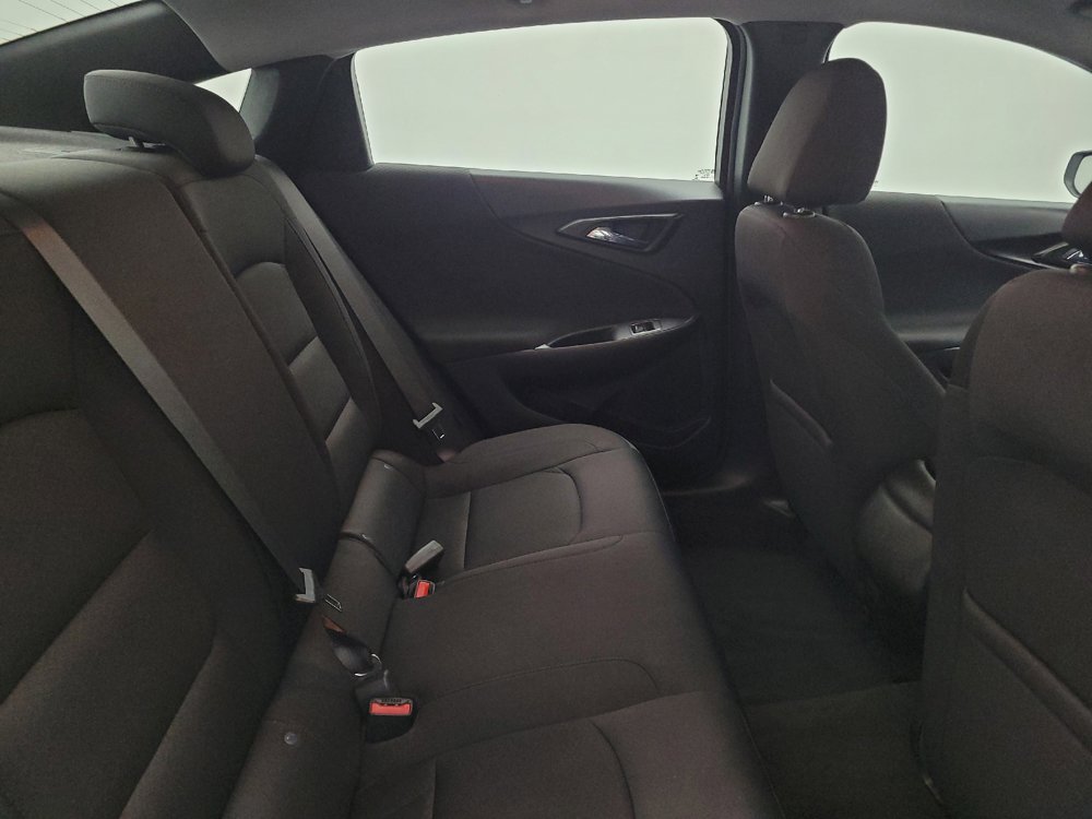 Used 2021 Chevrolet Malibu LS FWD image 19