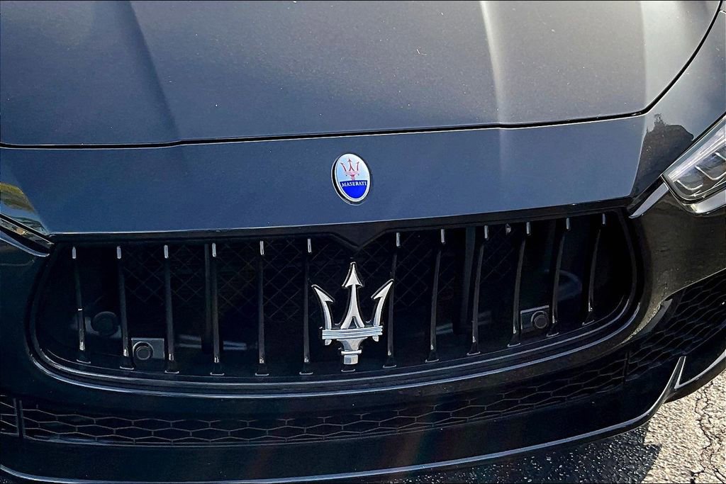Used 2017 Maserati Ghibli image 28
