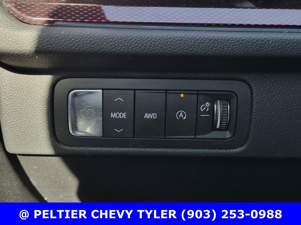 Used 2024 Chevrolet Traverse Z71 w/ LPO, Floor Liner Package image 31