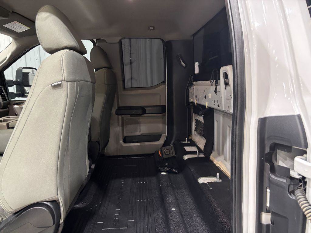 Used 2018 Ford F350 XL image 13