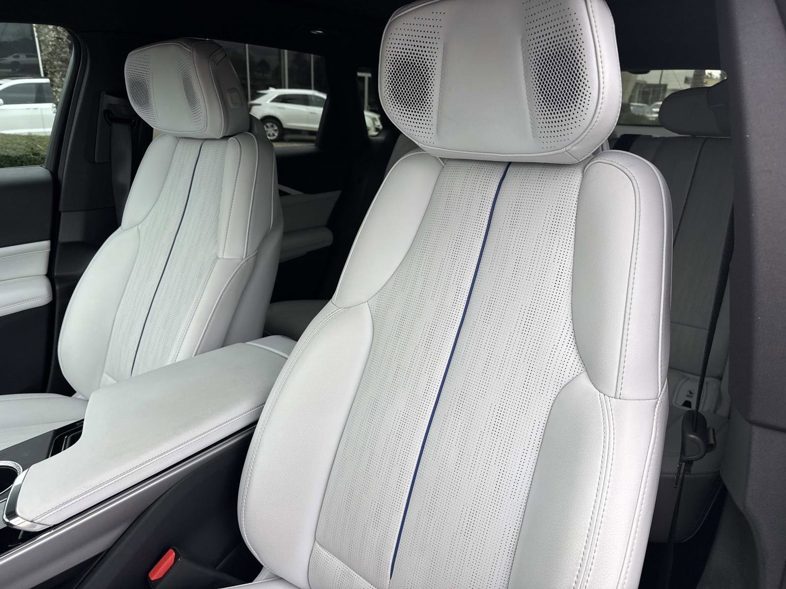 New 2025 Cadillac Lyriq Sport image 19