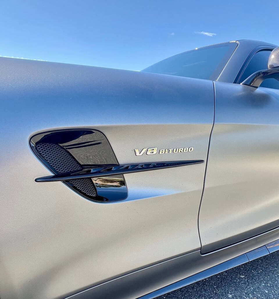 Used 2018 Mercedes-Benz AMG GT R image 7