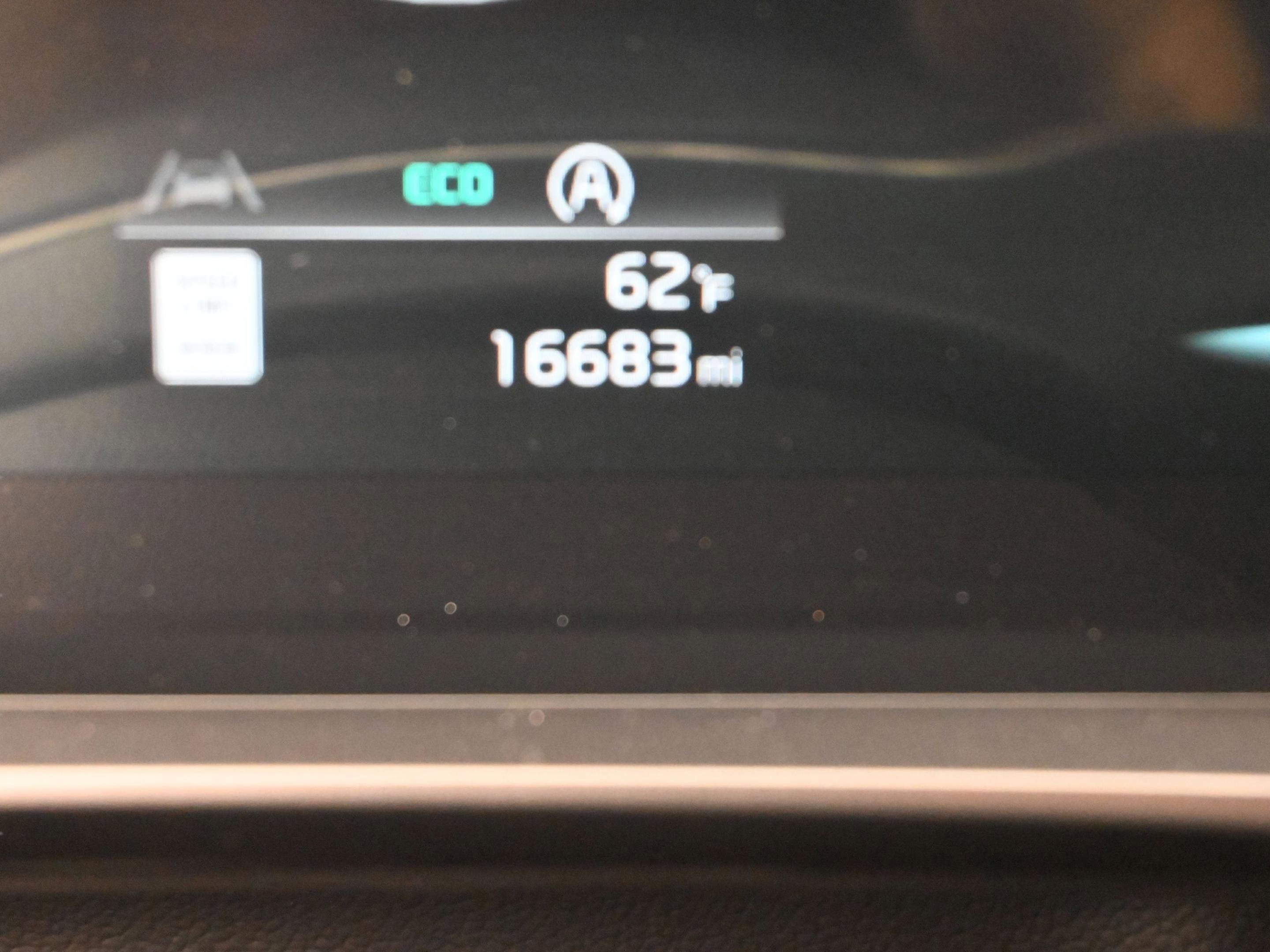 Used 2024 Kia Telluride LX image 38