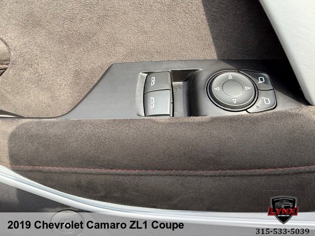 Used 2019 Chevrolet Camaro ZL1 image 40