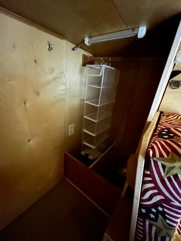 Used 2001 Dodge B3500 image 19