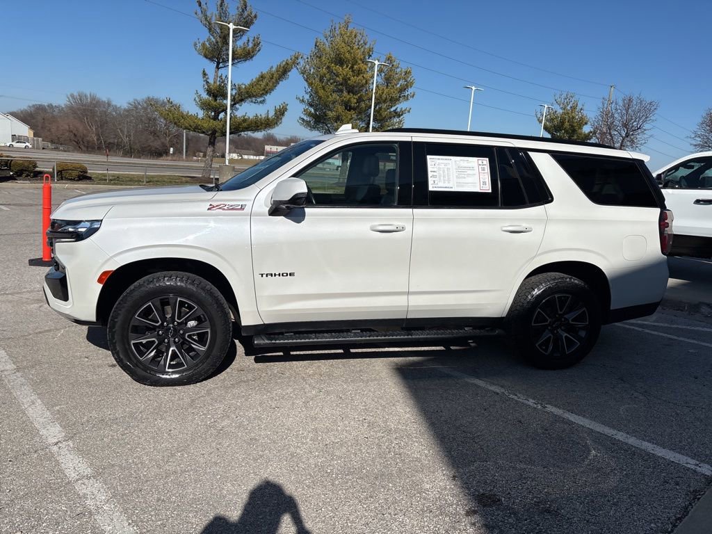 Used 2022 Chevrolet Tahoe Z71 w/ Luxury Package AWD/4WD image 18