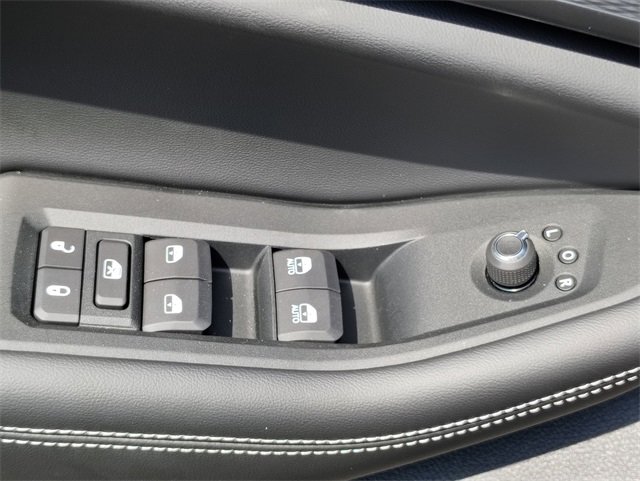 New 2025 Jeep Grand Cherokee L Altitude image 13