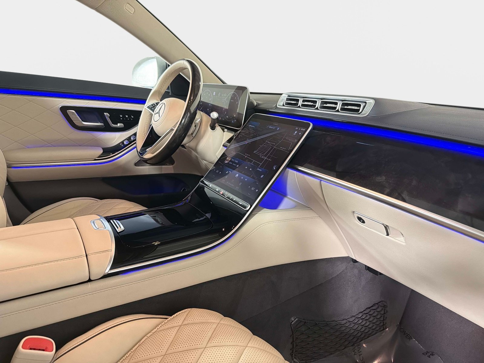 Used 2024 Mercedes-Benz S 500 4MATIC image 24