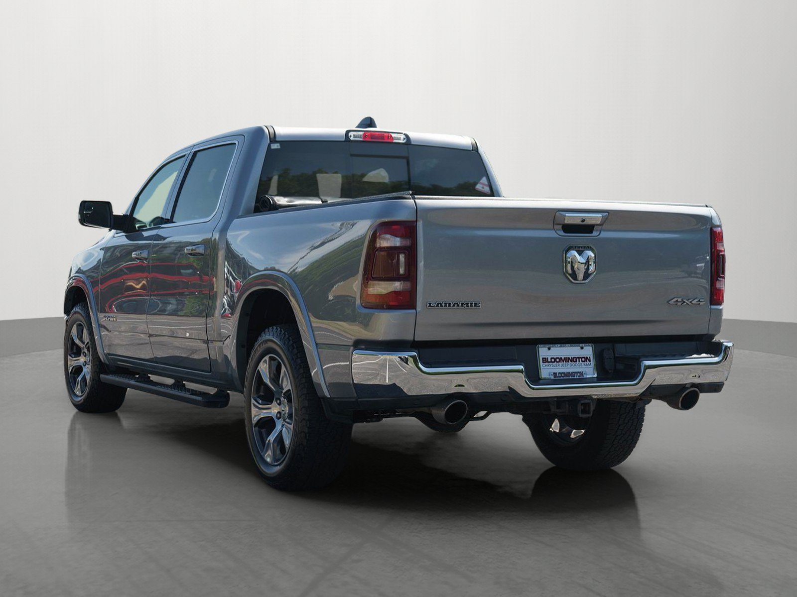 Used 2020 RAM 1500 Laramie AWD/4WD image 5