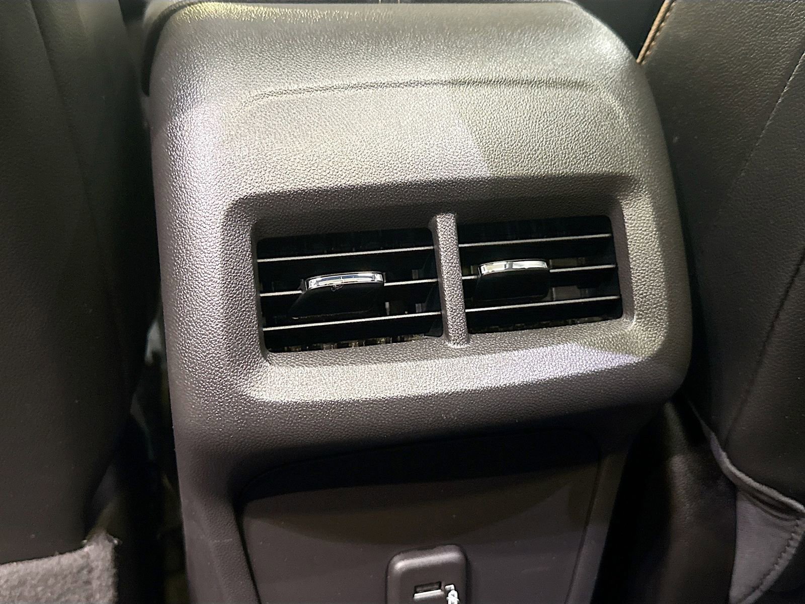 Used 2022 GMC Terrain AT4 w/ Infotainment Package II image 30