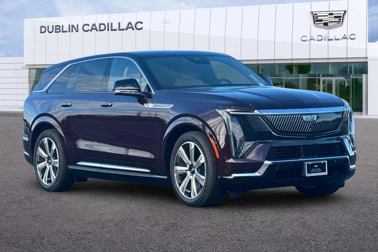Certified 2026 Cadillac Escalade IQ Luxury 2 w/ LPO, Etrunk Organizer Package