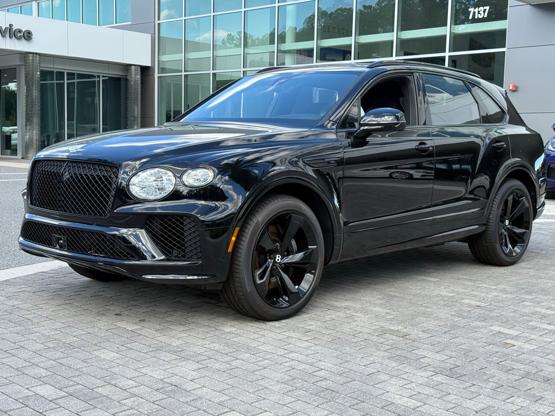 New 2025 Bentley Bentayga image 7