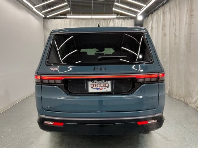 New 2026 Jeep Grand Wagoneer L Limited w/ HD Trailer Tow Package AWD/4WD image 6