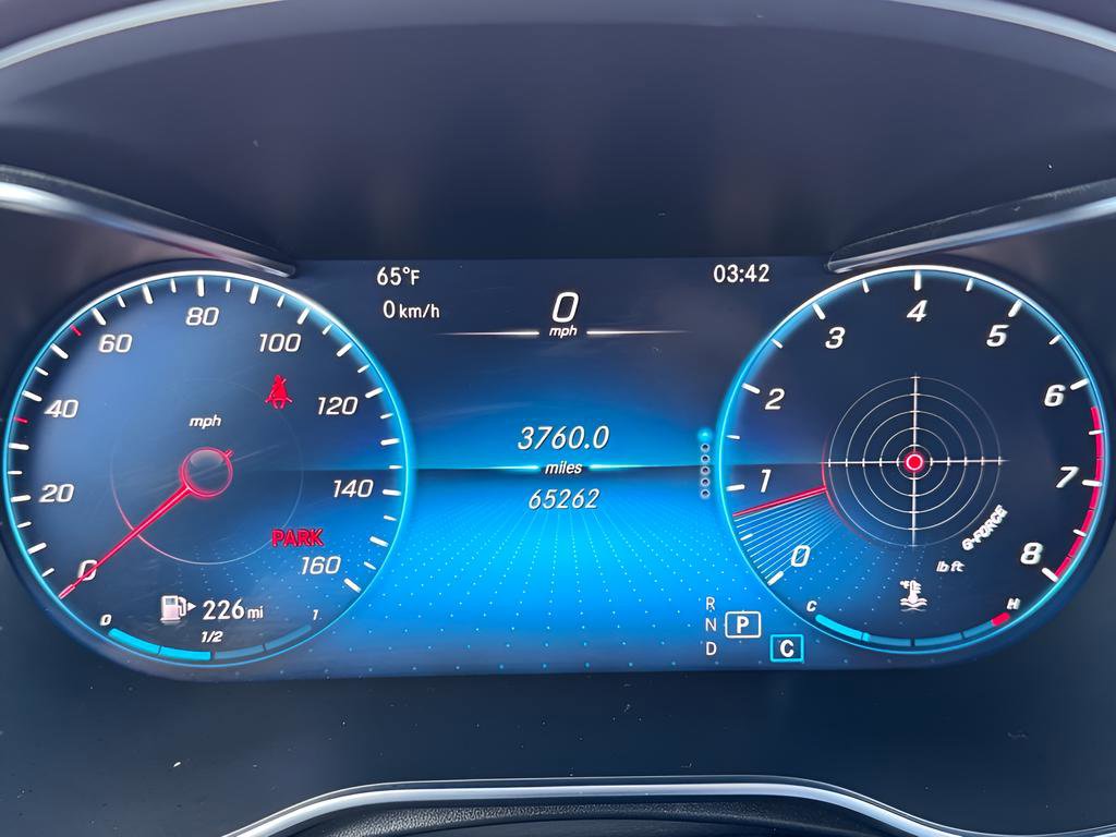 Used 2021 Mercedes-Benz GLC 300 4MATIC image 8