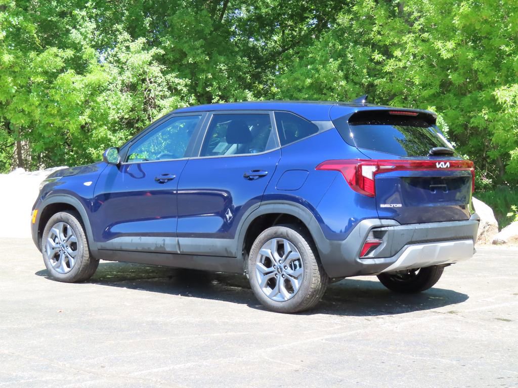 Certified 2026 Kia Seltos LX AWD/4WD image 7