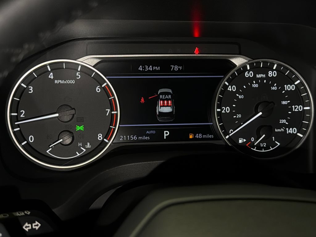 Used 2025 Nissan Rogue SV AWD/4WD image 23