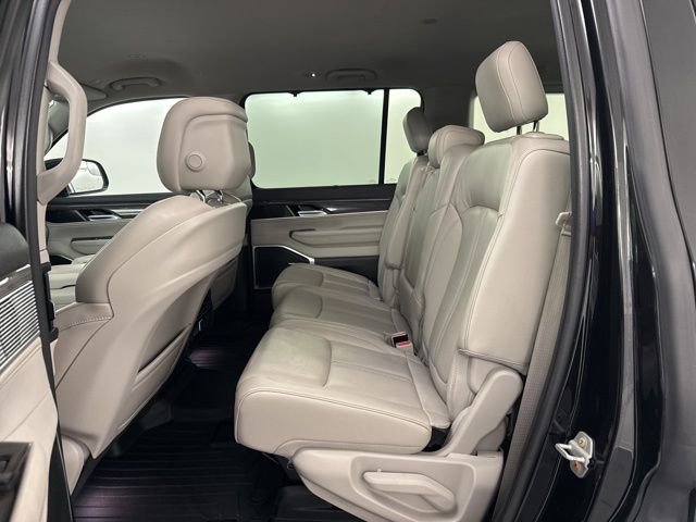 Used 2022 Jeep Wagoneer Series III w/ Convenience Group I image 19