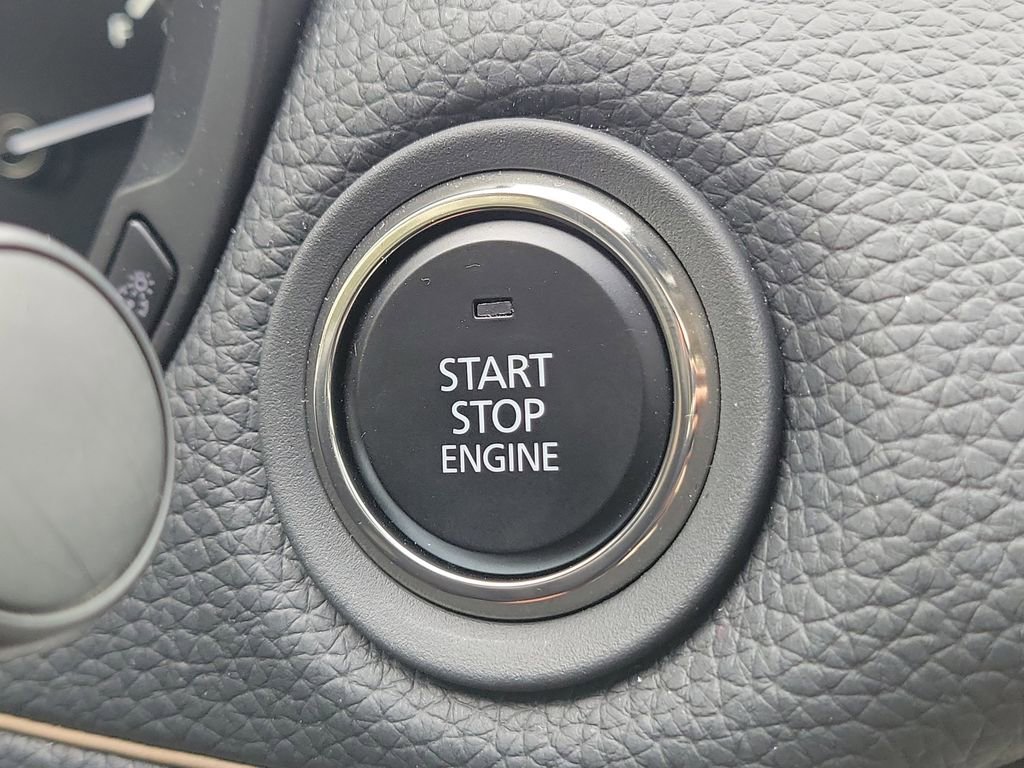 Certified 2025 MAZDA CX-90 3.3 Turbo w/ Preferred Package image 30