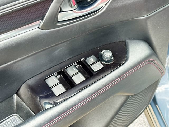 Used 2023 MAZDA CX-5 Carbon Edition image 18