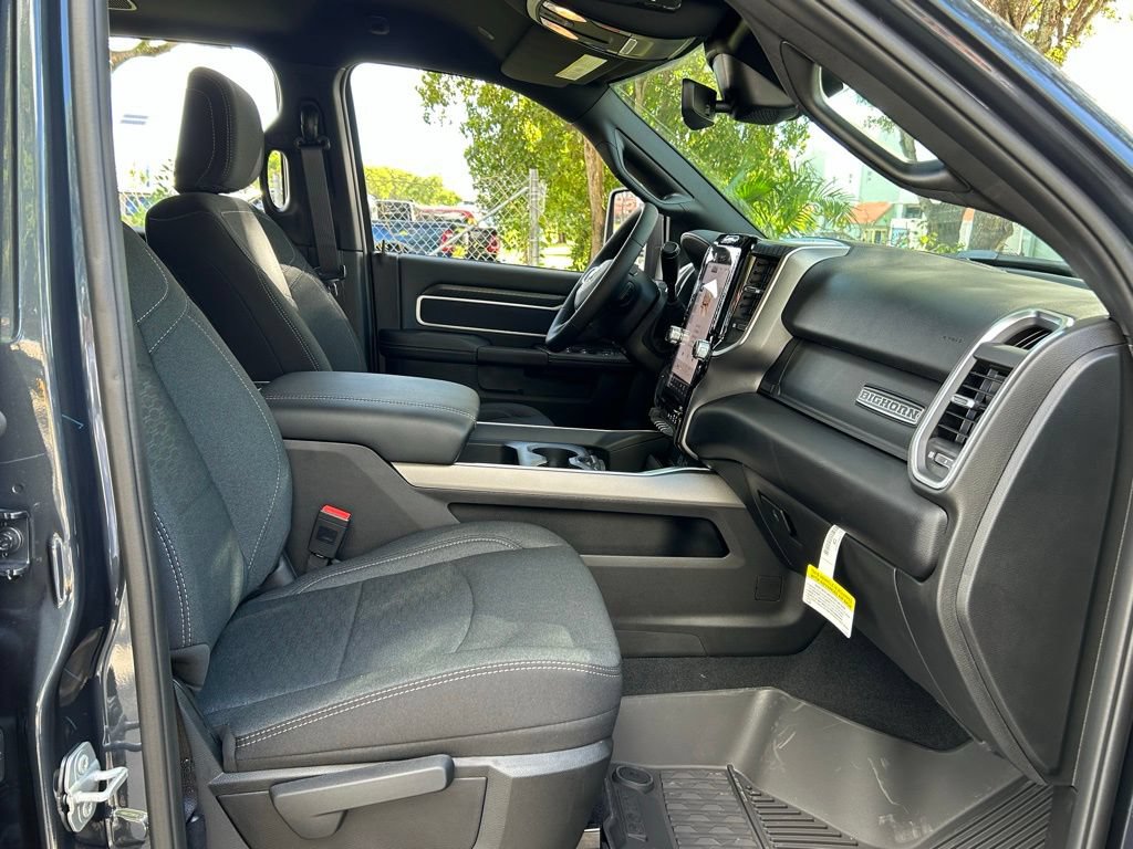 New 2026 RAM 2500 Big Horn AWD/4WD image 34