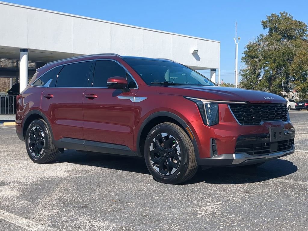 Used 2025 Kia Sorento S w/ Panoramic Sunroof Package image 2