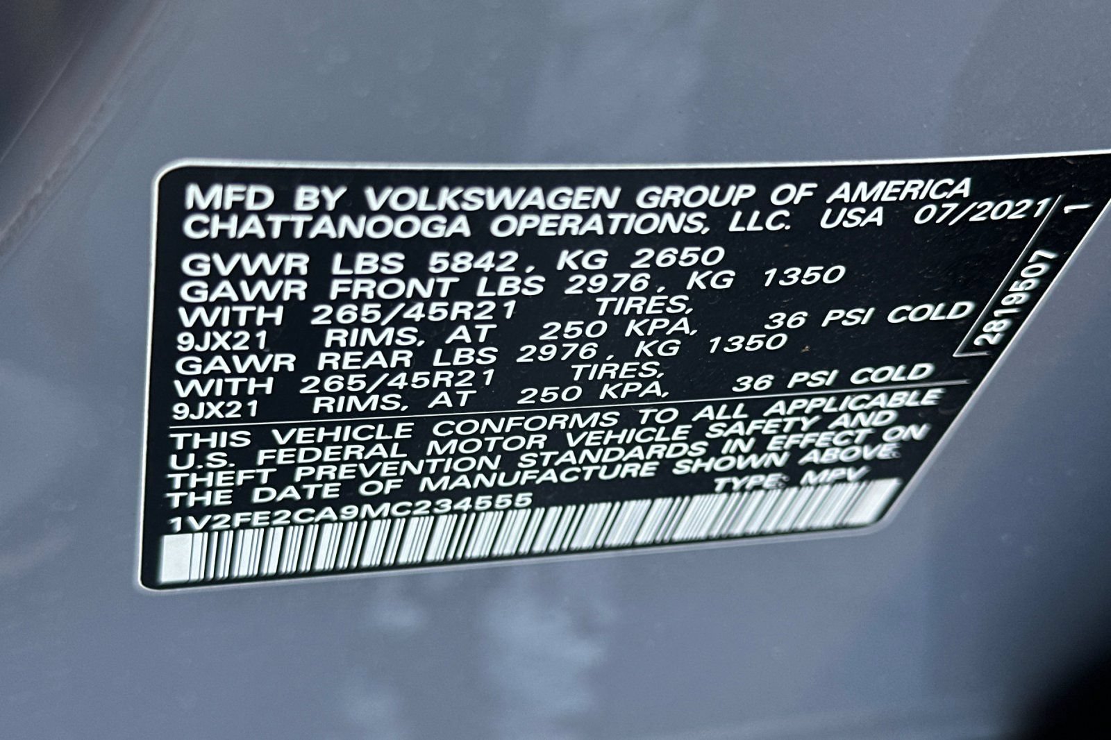Used 2021 Volkswagen Atlas Cross Sport SEL Premium R-Line w/ Luggage Net & Mats Package AWD/4WD image 55