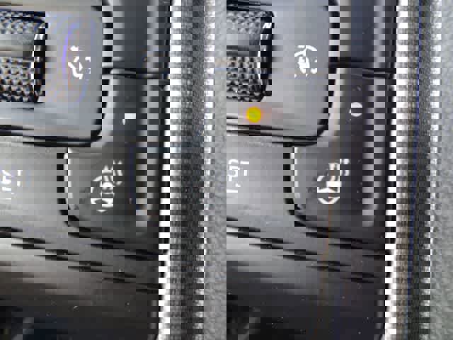 Used 2024 GMC Sierra 1500 SLT image 27