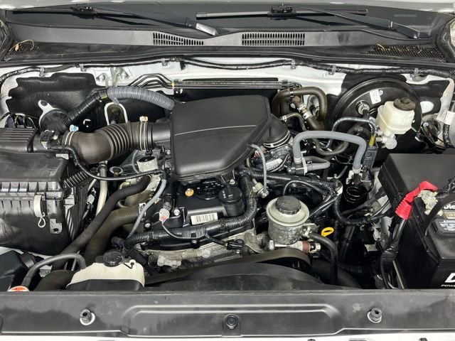 Used 2022 Toyota Tacoma SR AWD/4WD image 9