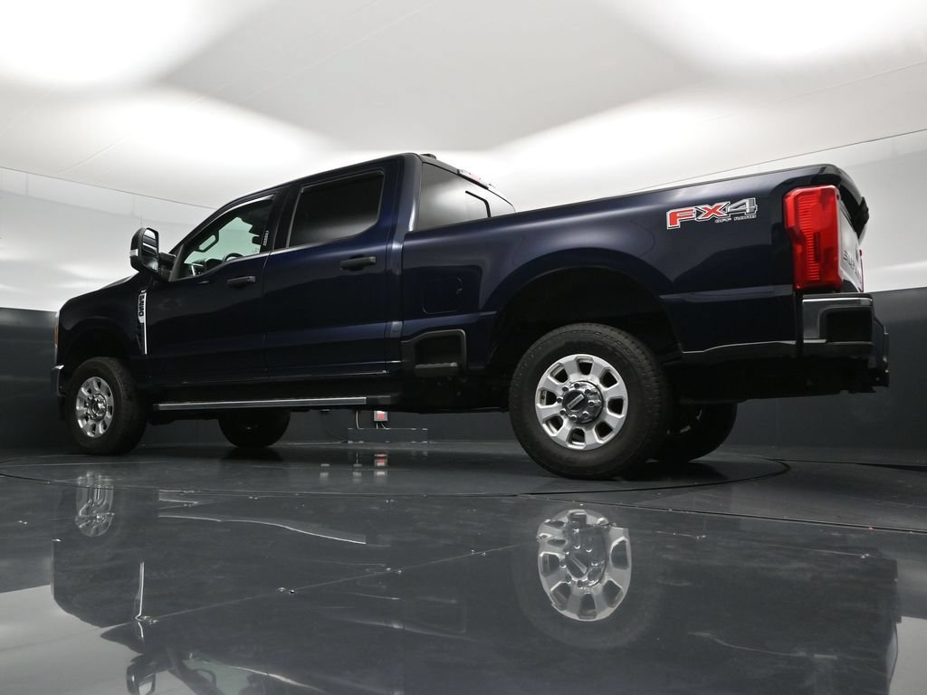 Certified 2023 Ford F250 XLT w/ FX4 Off-Road Package AWD/4WD image 59