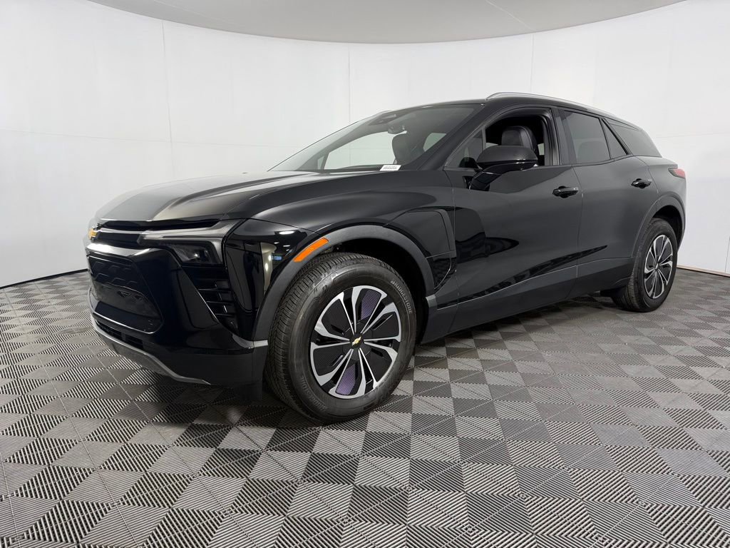 Used 2025 Chevrolet Blazer EV LT image 2