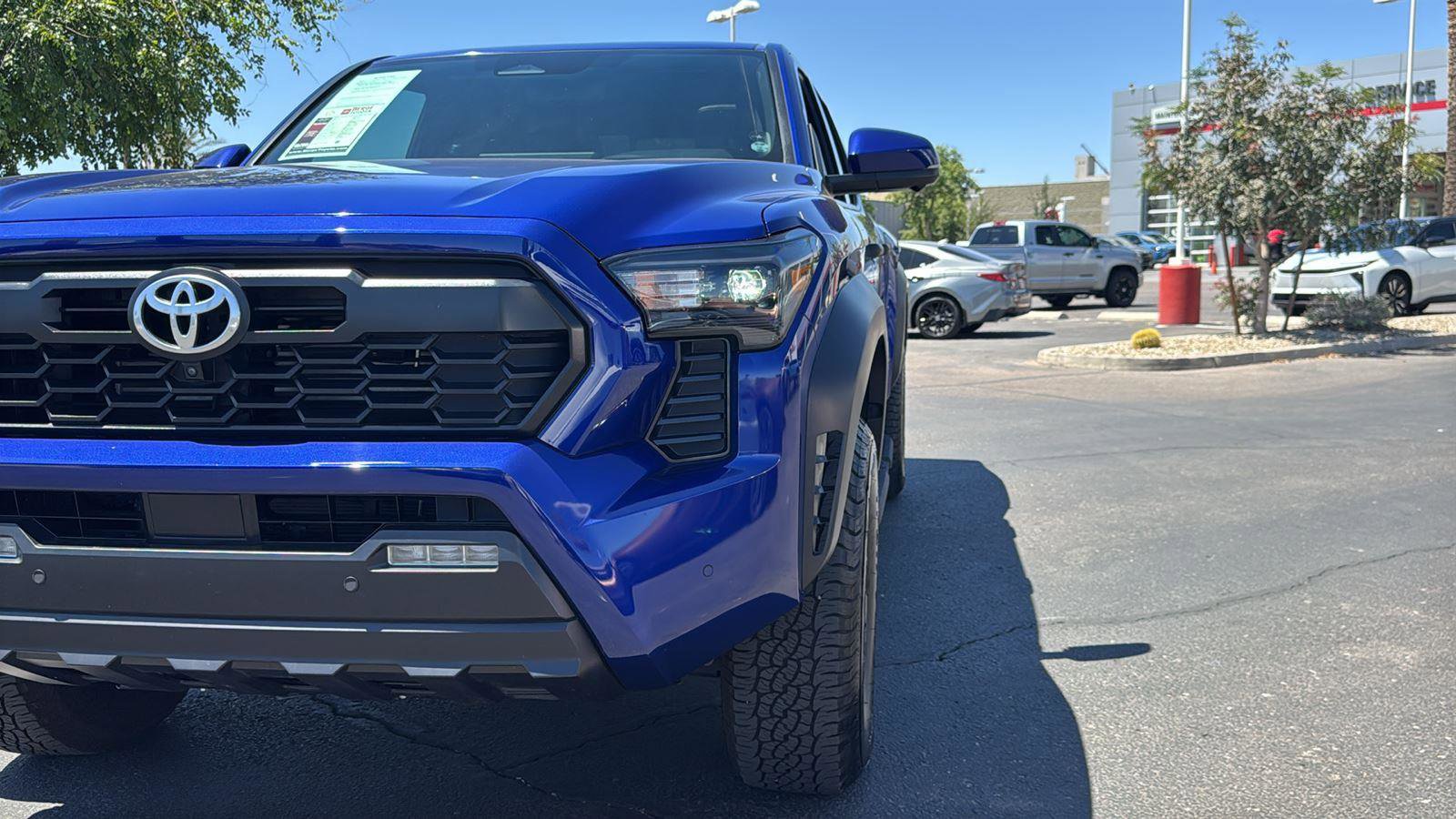 Used 2024 Toyota Tacoma TRD Off-Road w/ TRD Off Road Premium Package AWD/4WD image 3