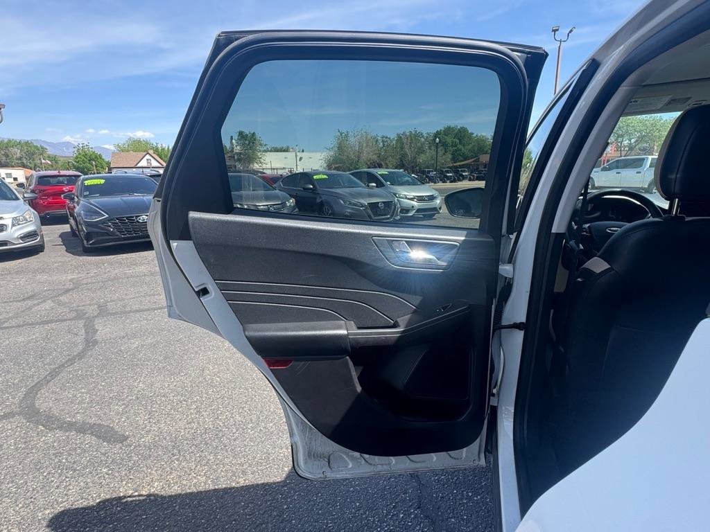 Used 2021 Ford Escape SEL image 23