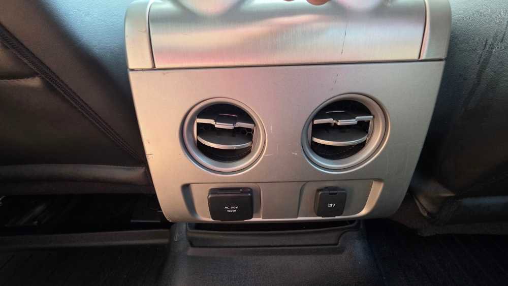 Used 2014 Ford F150 Platinum image 24