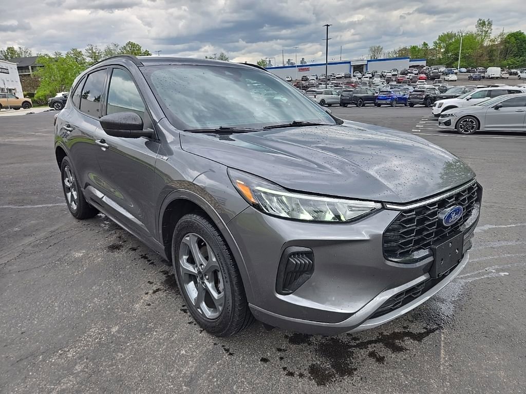Used 2024 Ford Escape ST-Line AWD/4WD video 1