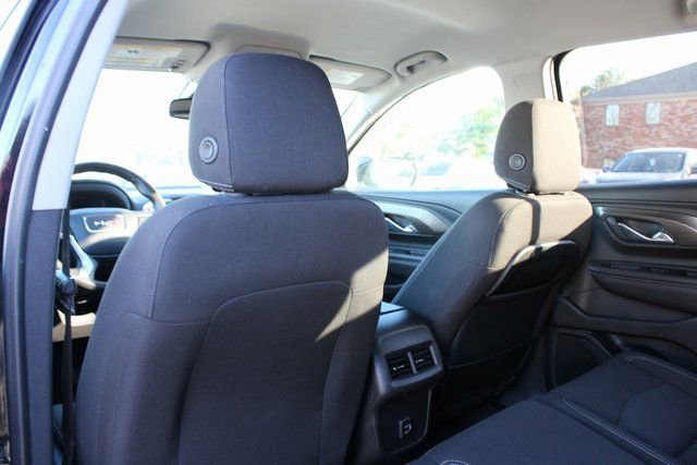 Used 2023 GMC Terrain SLE w/ Driver Convenience Package image 32