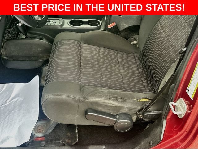 Used 2012 Jeep Wrangler Unlimited Sport AWD/4WD image 17