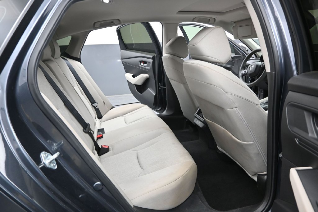Certified 2025 Honda Accord SE image 11
