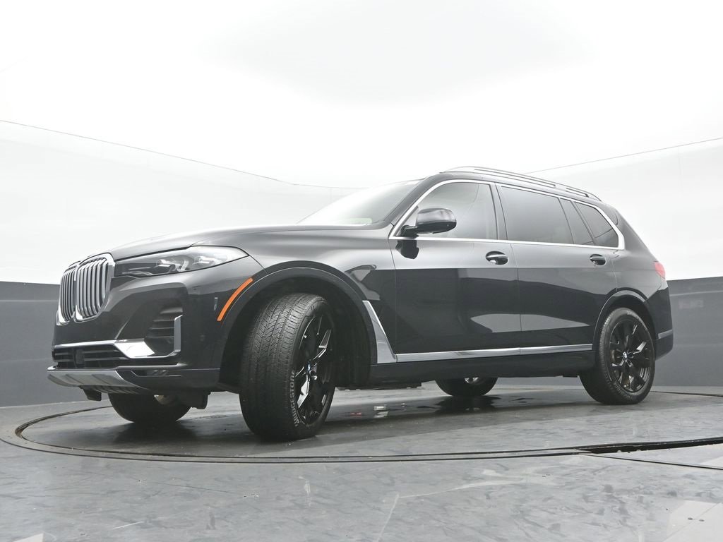 Used 2022 BMW X7 xDrive40i w/ Premium Package image 31