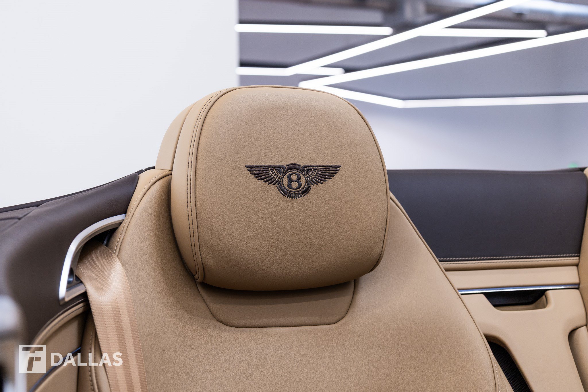 Used 2020 Bentley Continental GT AWD/4WD image 41