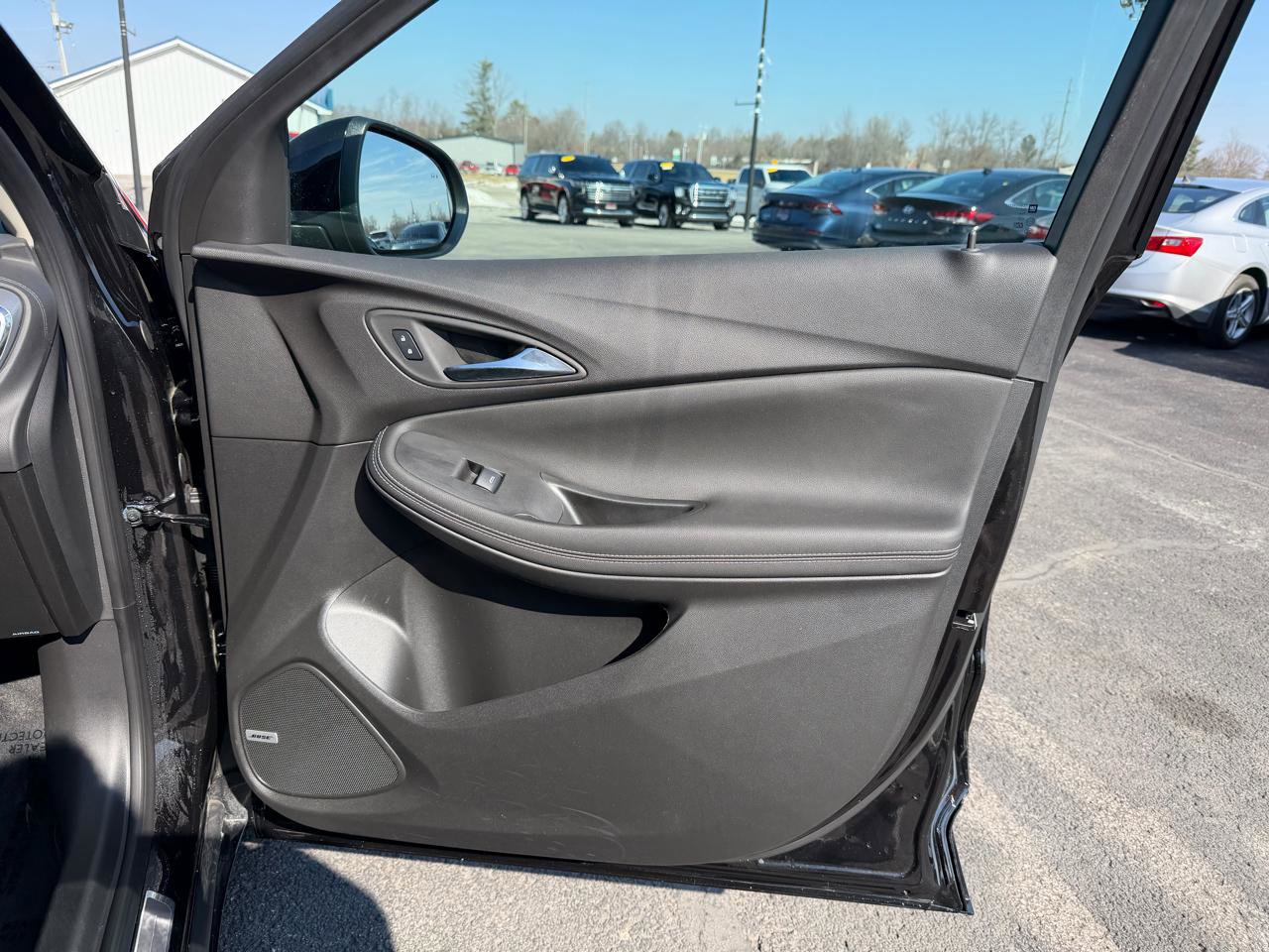 Used 2024 Buick Encore GX Avenir w/ Avenir Technology Package image 21