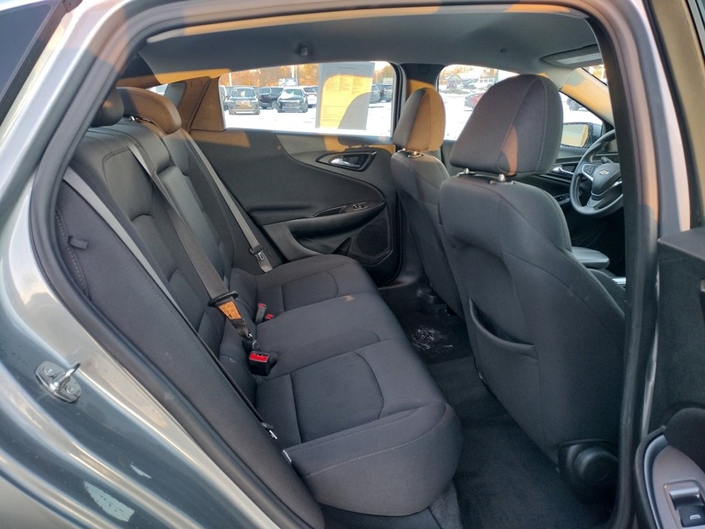 Used 2024 Chevrolet Malibu LT image 8