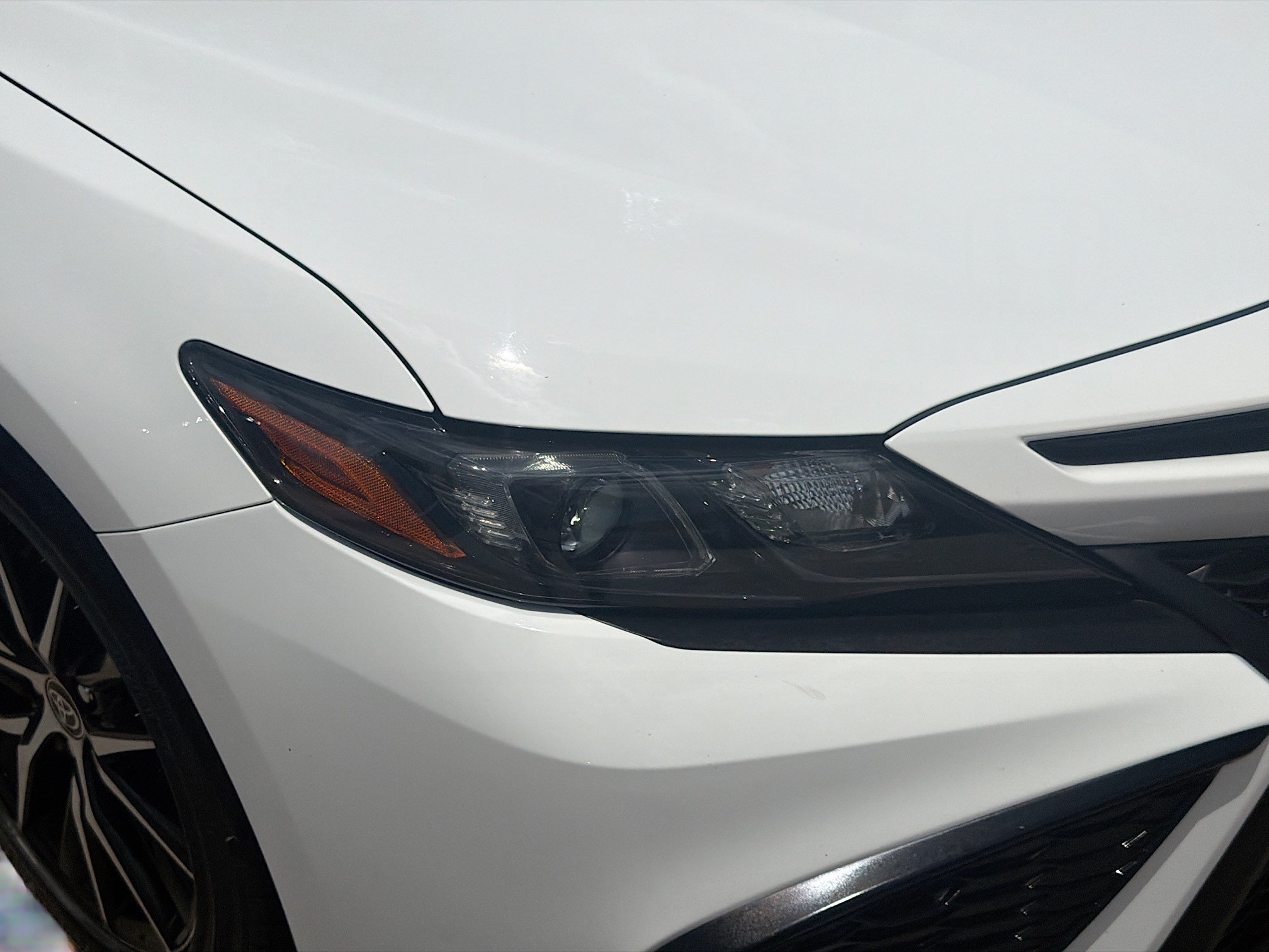 Used 2022 Toyota Camry SE w/ Convenience Package FWD image 33