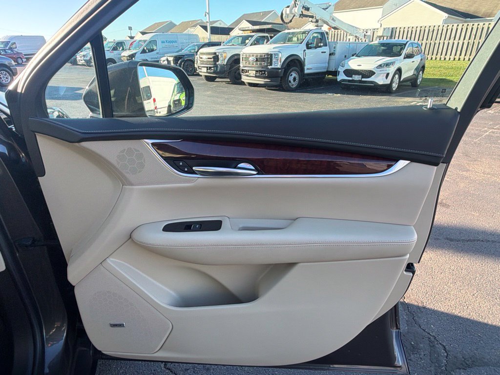 Used 2019 Cadillac XT5 Luxury AWD/4WD image 42