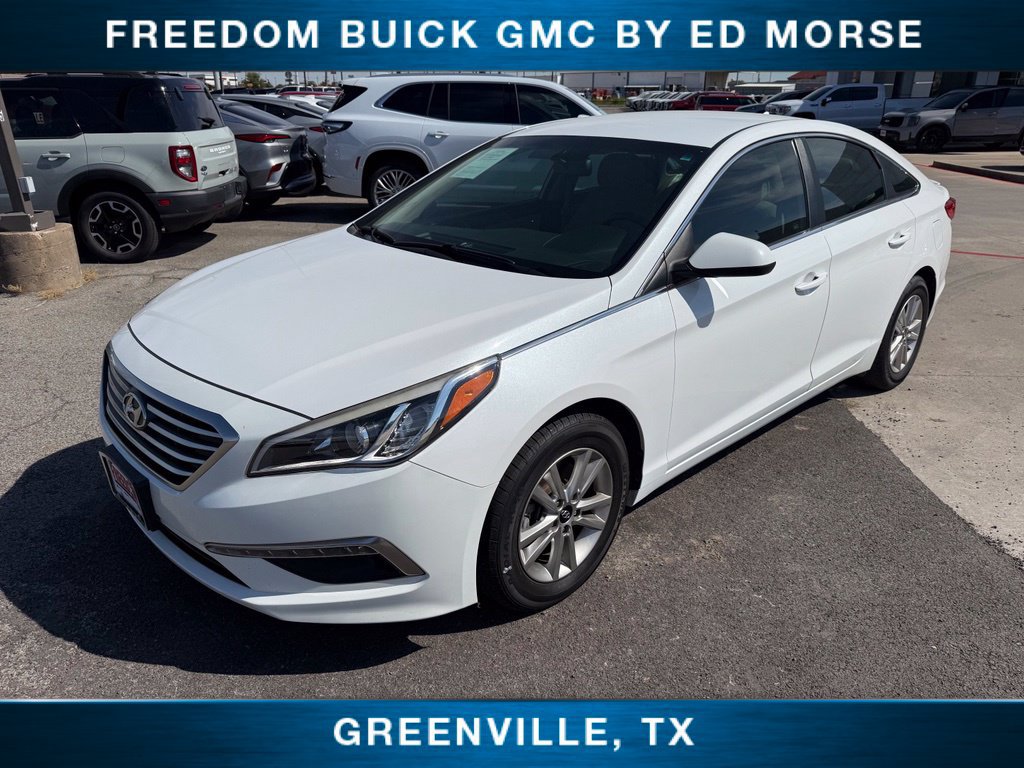 Used 2015 Hyundai Sonata SE w/ Option Group 09