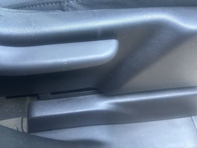 Used 2023 Chevrolet Silverado 1500 LT image 12