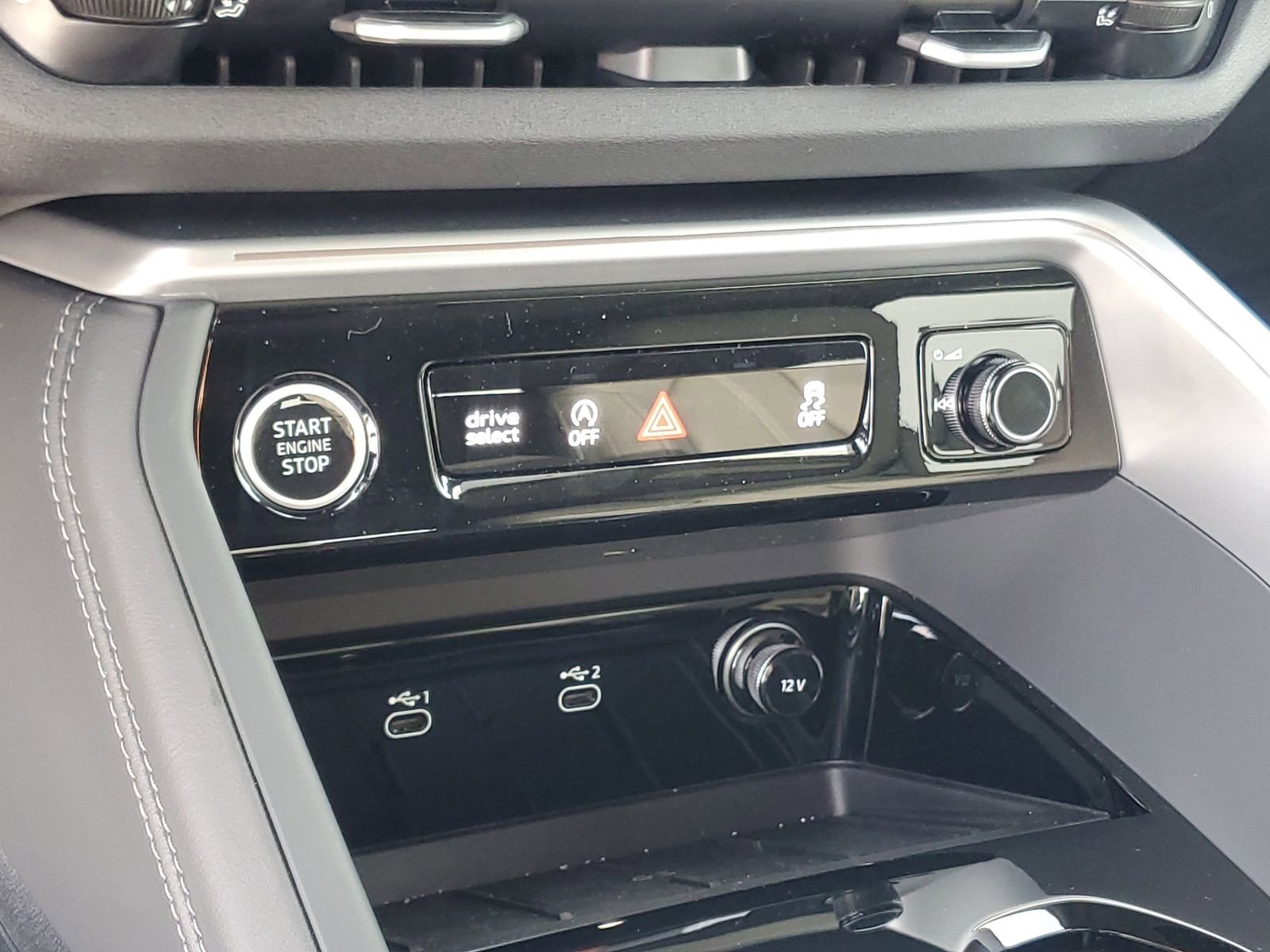New 2025 Audi Q5 Premium Plus image 29