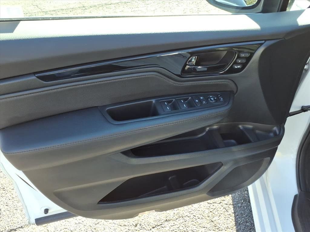 Used 2023 Honda Odyssey Touring image 19
