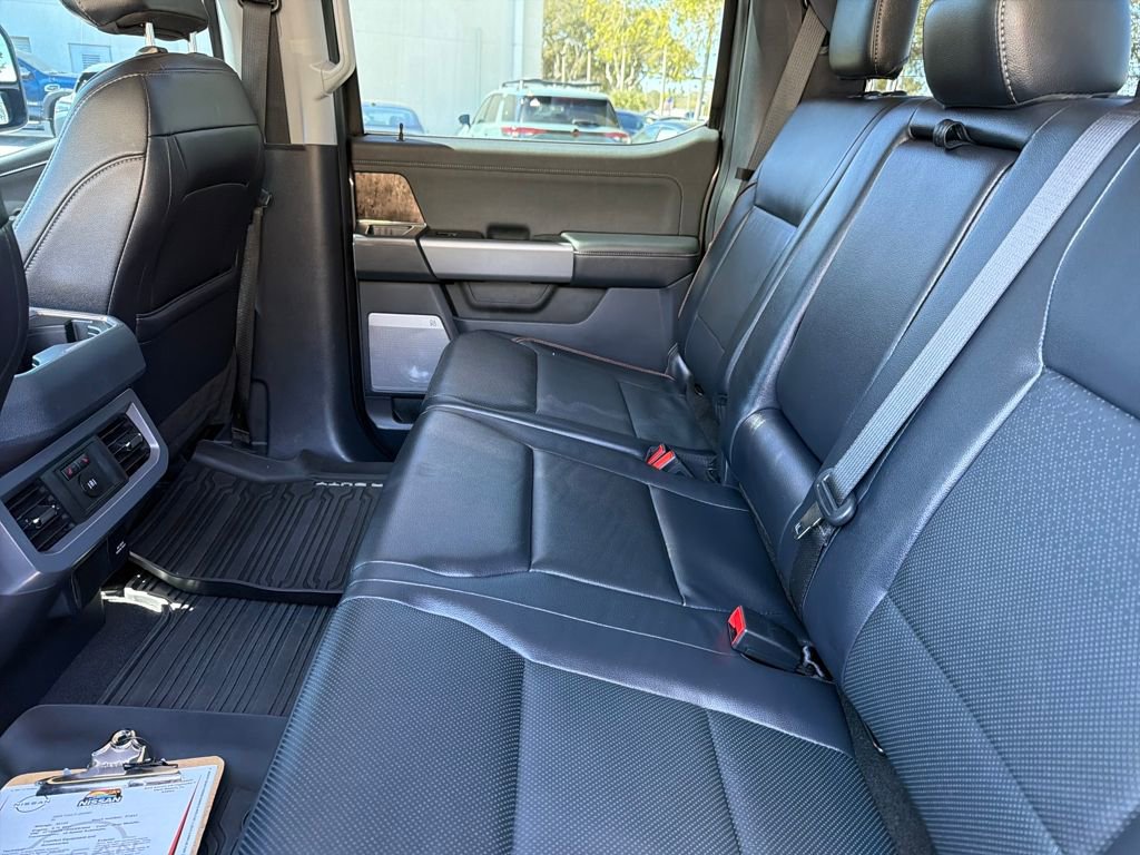 Used 2024 Ford F250 Lariat w/ Black Appearance Package image 33