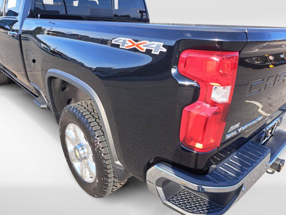 Used 2023 Chevrolet Silverado 2500 LTZ w/ LTZ Convenience Package AWD/4WD image 23